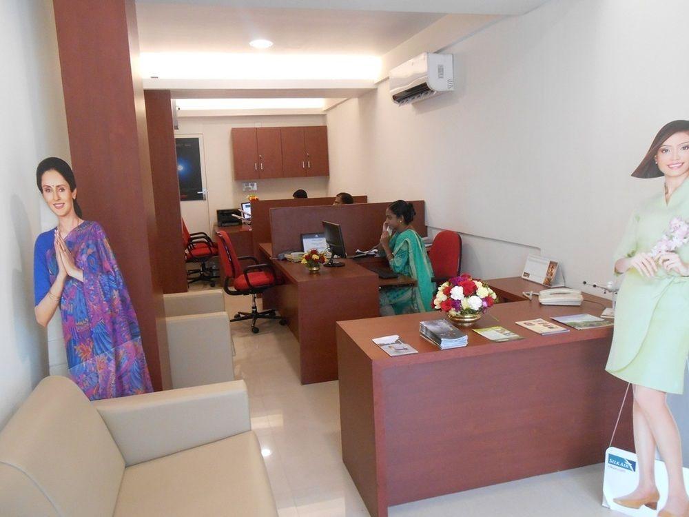 The South Park Hotel Thiruvananthapuram Exterior foto